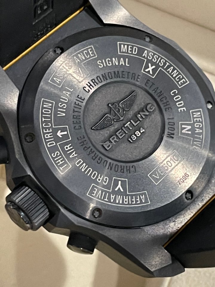 Breitling Cockpit B50 Quartz Titanium VB5010A4 BD41 242S V20DSA.4 - gallery