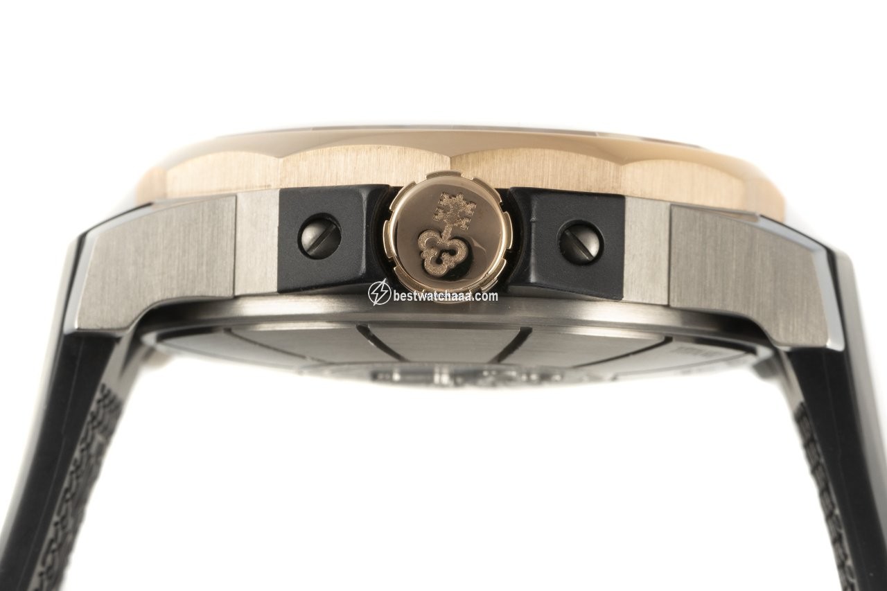 Corum Admirals Cup Mens watch Unisex Automatic Titanium 01.0002 - gallery