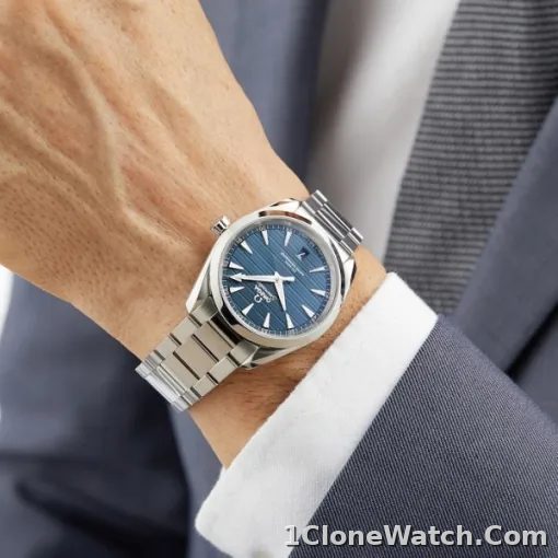 Omega Seamaster Aqua Terra Men Automatic Blue Stainless Steel Watch O22010382003001