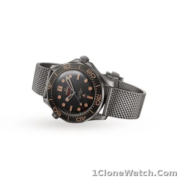 Omega Seamaster Men Automatic Black Titanium 007 Watch O21090422001001 - detail