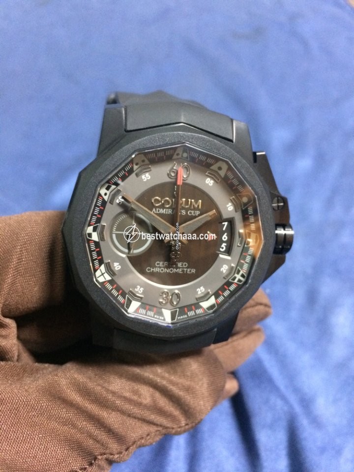 Corum Admirals Cup Seafender Centro Mens watch Unisex Automatic Titanium 961.101.94 F371 AN12