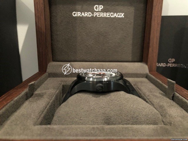 Girard Perregaux WW.TC Automatic Ceramic 49820-32-611-FK6A - gallery
