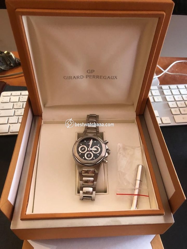 Girard Perregaux Laureato Mens watch Unisex Automatic 80180.1.11.6516 - gallery
