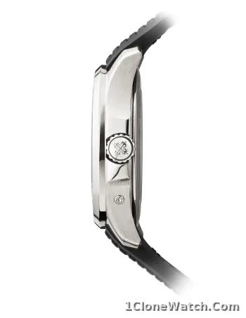 Patek Philippe Aquanaut Travel Time Stainless Steel Watch 5164A-001