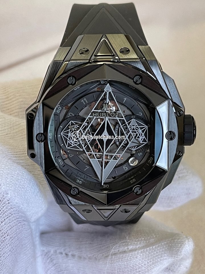 Hublot Big Bang Sang Bleu Mens watch Unisex Automatic Ceramic 418.CX.1114.RX.MXM20