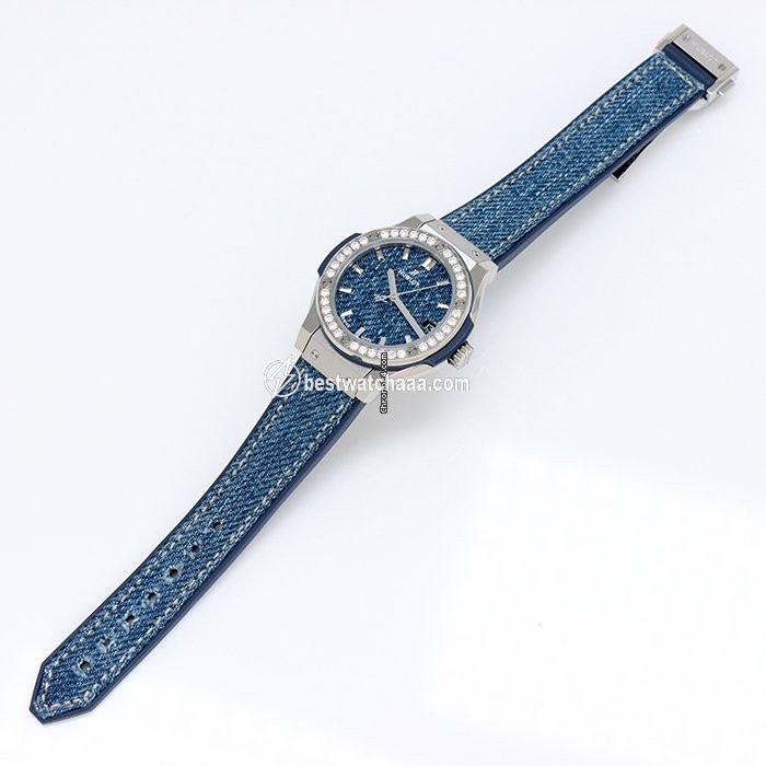 Hublot Classic Fusion Quartz Quartz 581.NX.2701.NR.1104.JPN18 - gallery