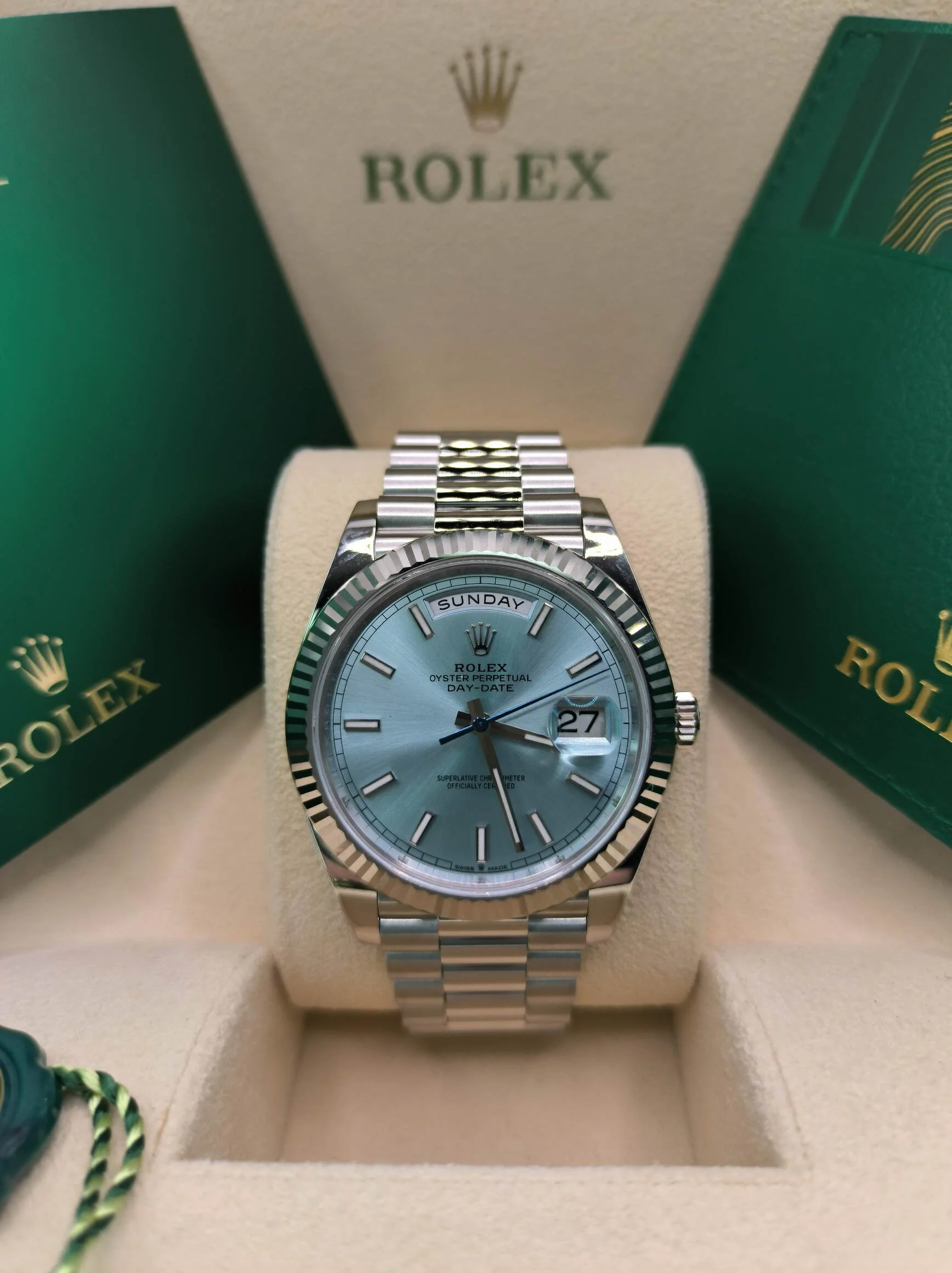 Superclone Rolex Day-Date 40 mm Ice blue Dial 228236 - gallery