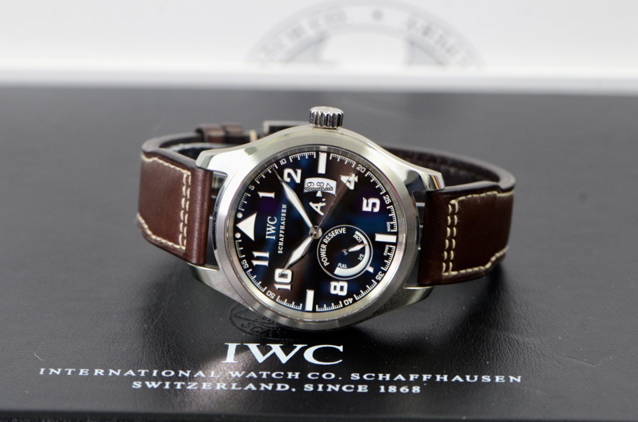 IWC Pilot Mens watch Unisex Automatic White gold IW320102 - gallery