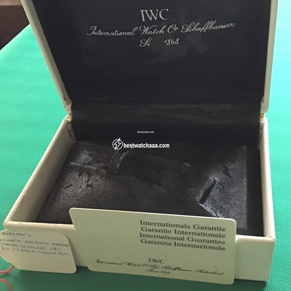 IWC Novecento Mens watch Unisex Manual winding Yellow gold 2497160 - gallery