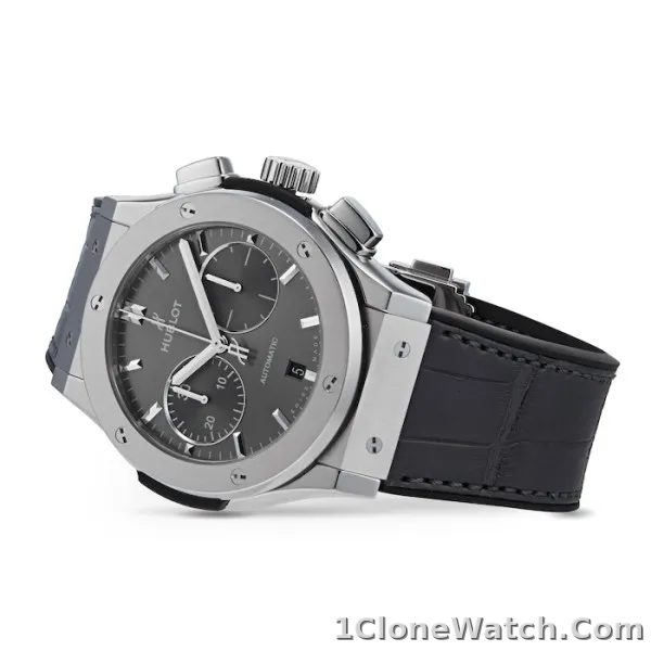Hublot Classic Fusion Men Automatic Grey Alligator Watch 521.NX.7071.LR