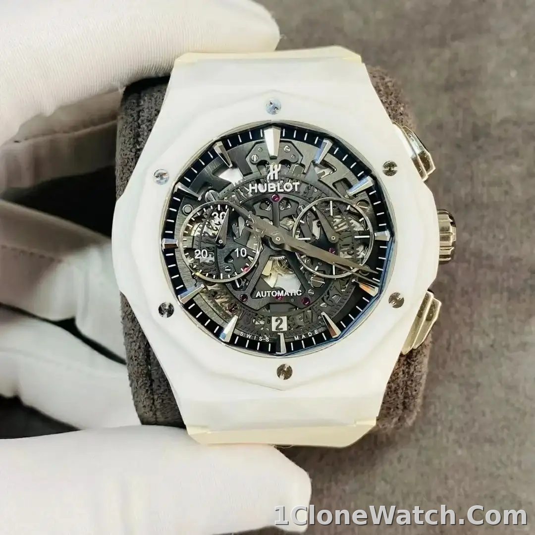Hublot Classic Fusion Men Automatic Black Rubber Watch 525.HI.0170.RW.ORL21