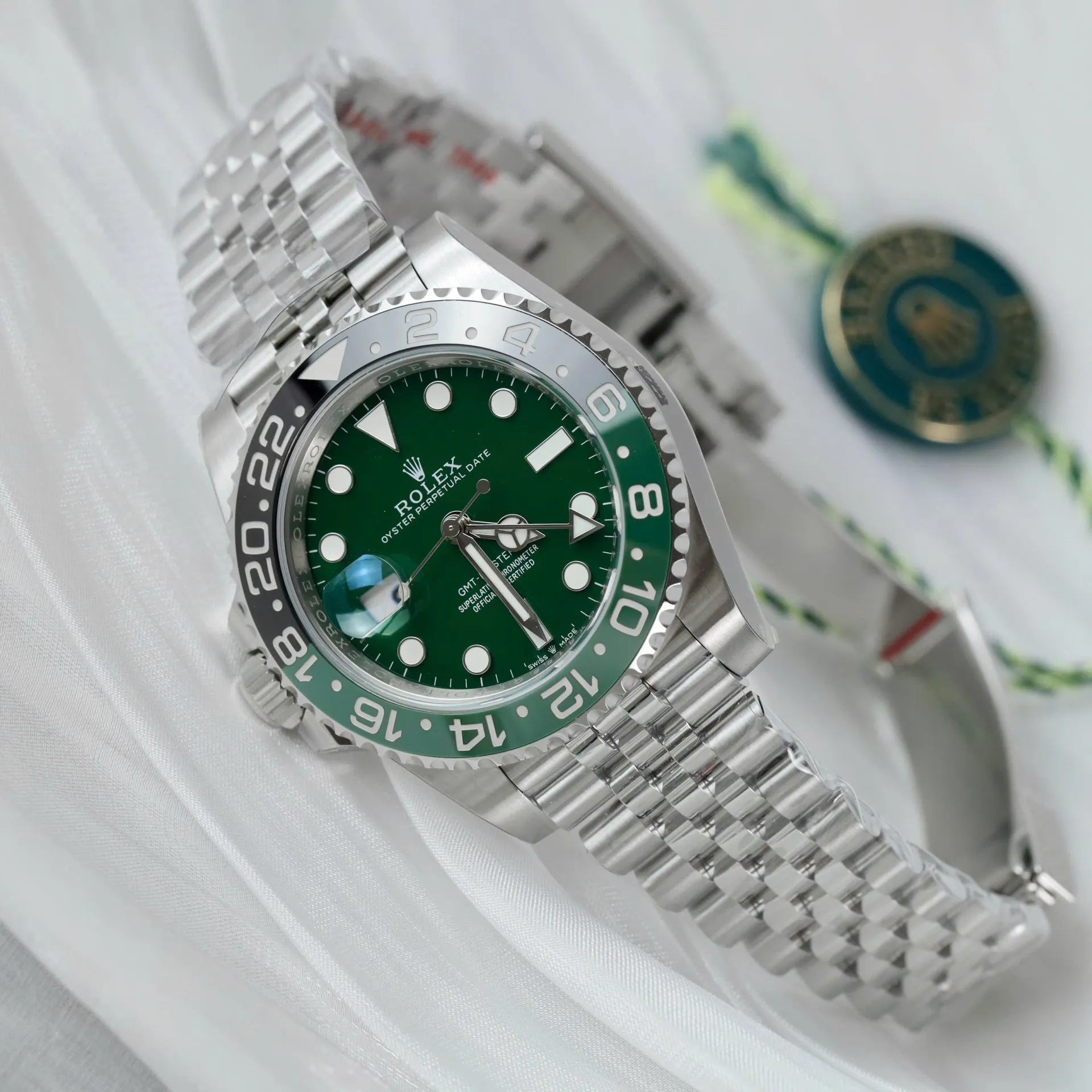 Superclone Rolex GMT-Master II 40 mm 126729VTNR Jubilee “Absinthe” - gallery
