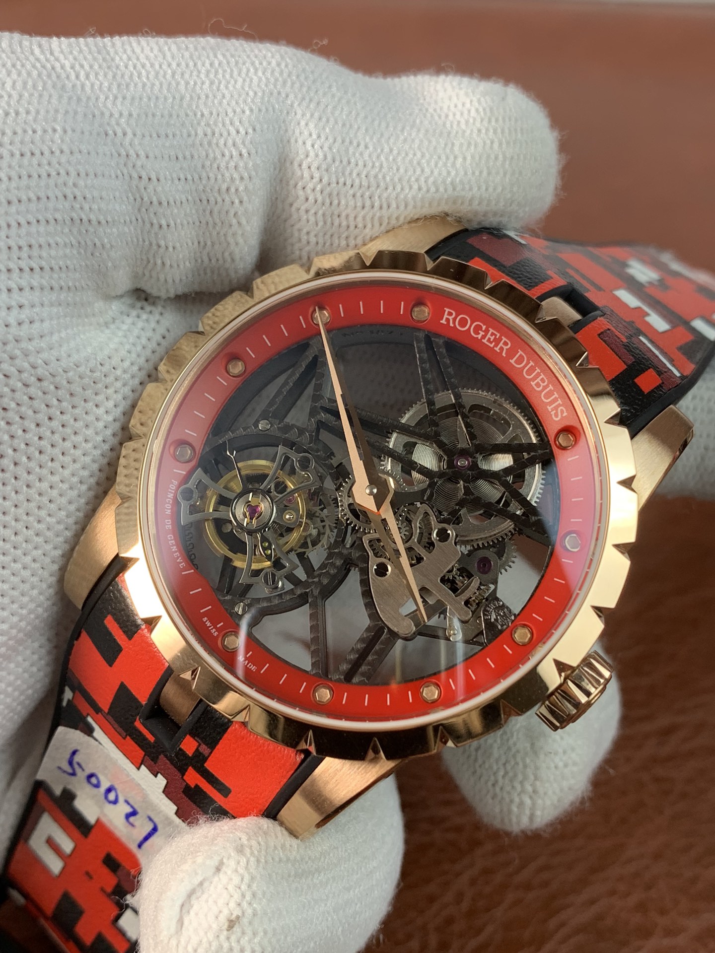 Roger Dubuis Excalibur Skeleton Flying Tourbillon - gallery
