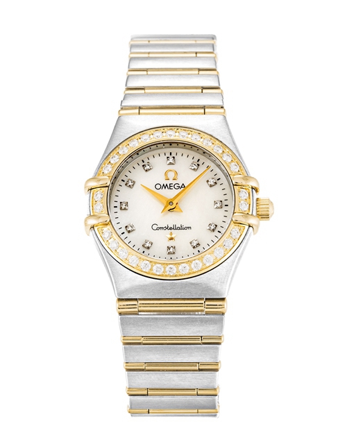 How to Style Your Omega Omega Constellation Mini 1267.75.00 for Every Occasion