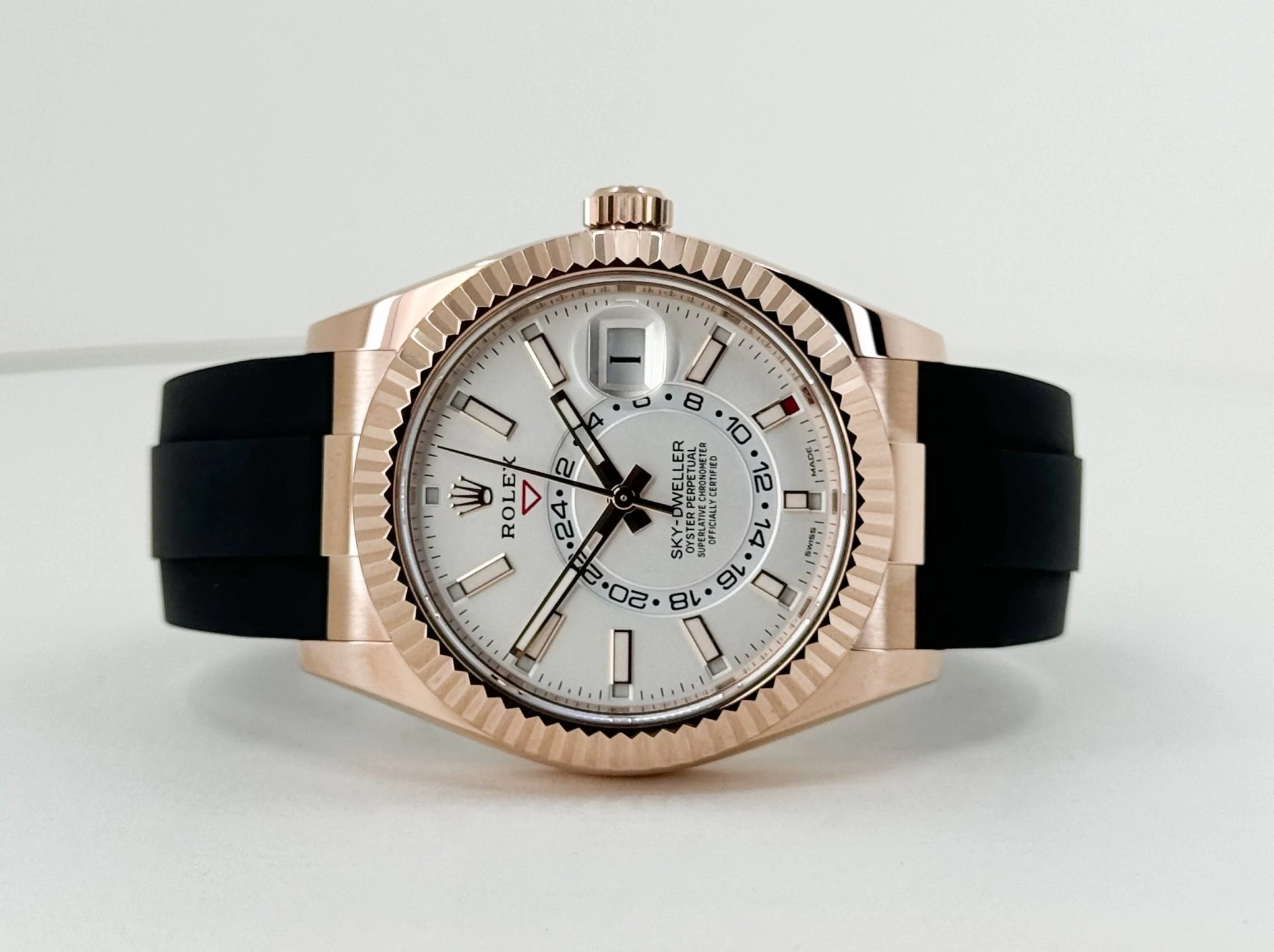 Rolex Sky-Dweller 42mm White Dial 326235 - gallery