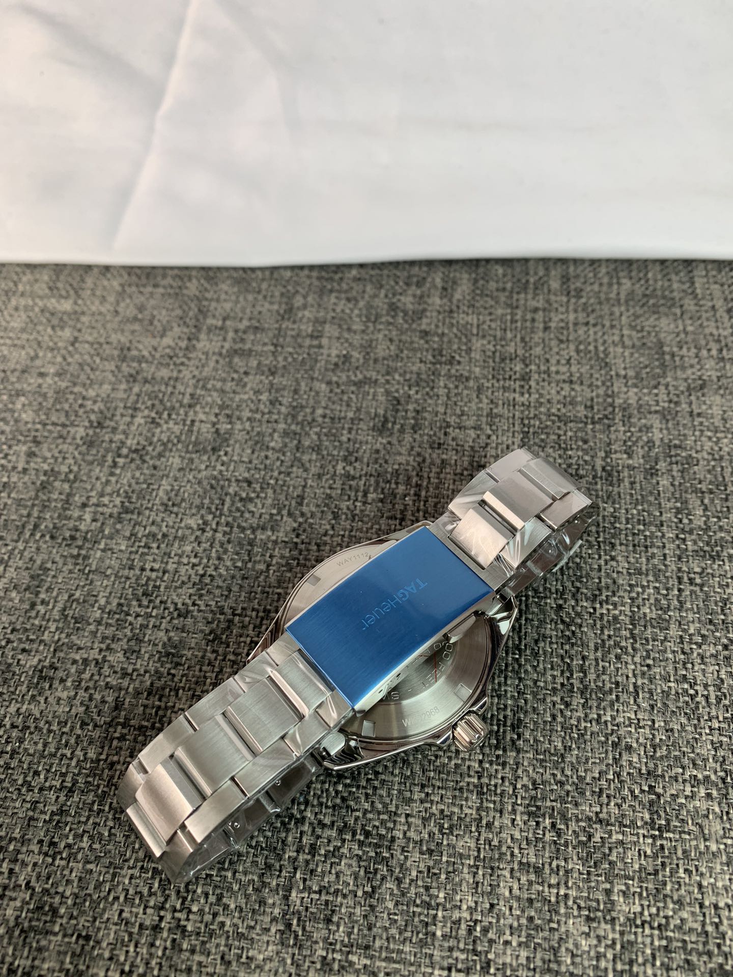 Tag Heuer Aquaracer 300M WAY1112.BA0928 - gallery