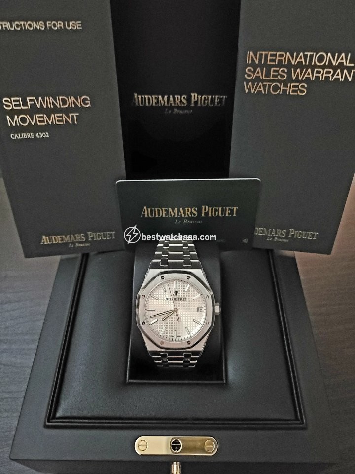 Audemars Piguet Royal Oak Mens watch Unisex Automatic Steel 15500ST.OO.1220ST.04