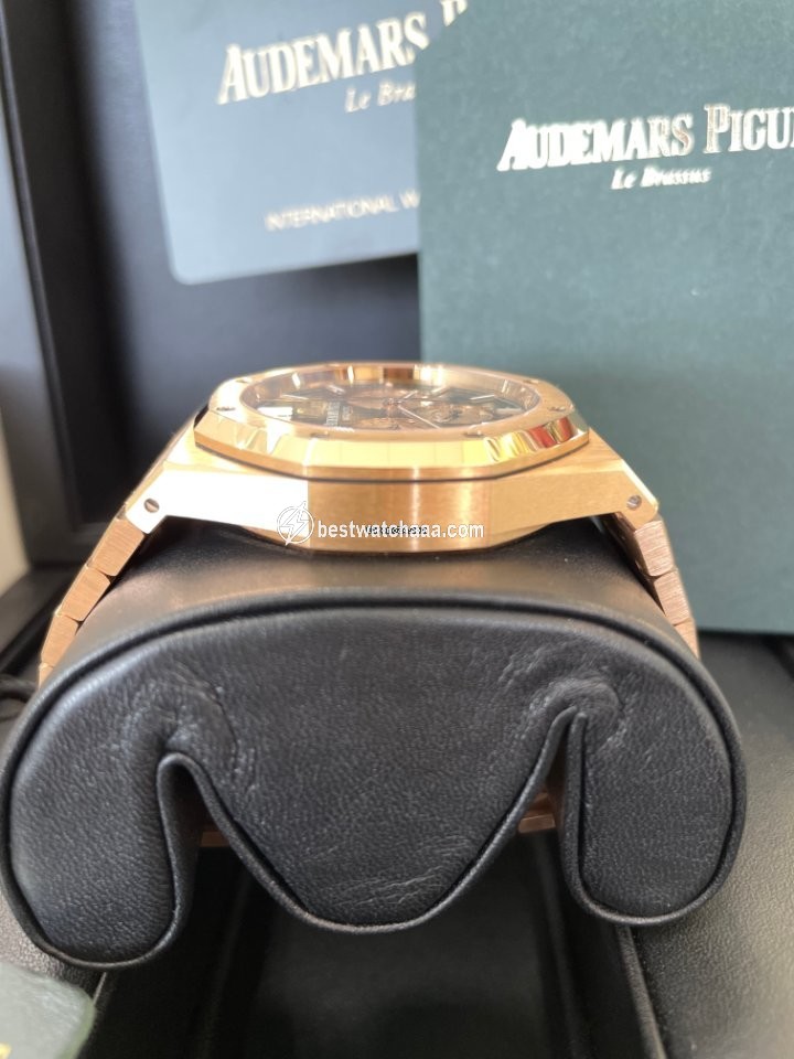 Audemars Piguet Royal Oak Chronograph Mens watch Unisex Automatic Rose gold 26331OR.OO.1220OR.02 - gallery
