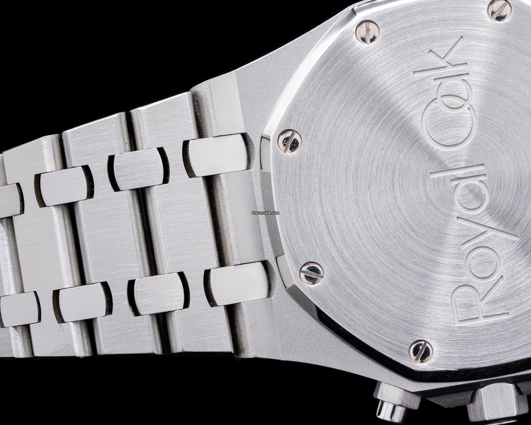 Audemars Piguet Royal Oak Chronograph Mens watch Unisex Automatic Steel 26300ST.OO.1110ST.06 - gallery
